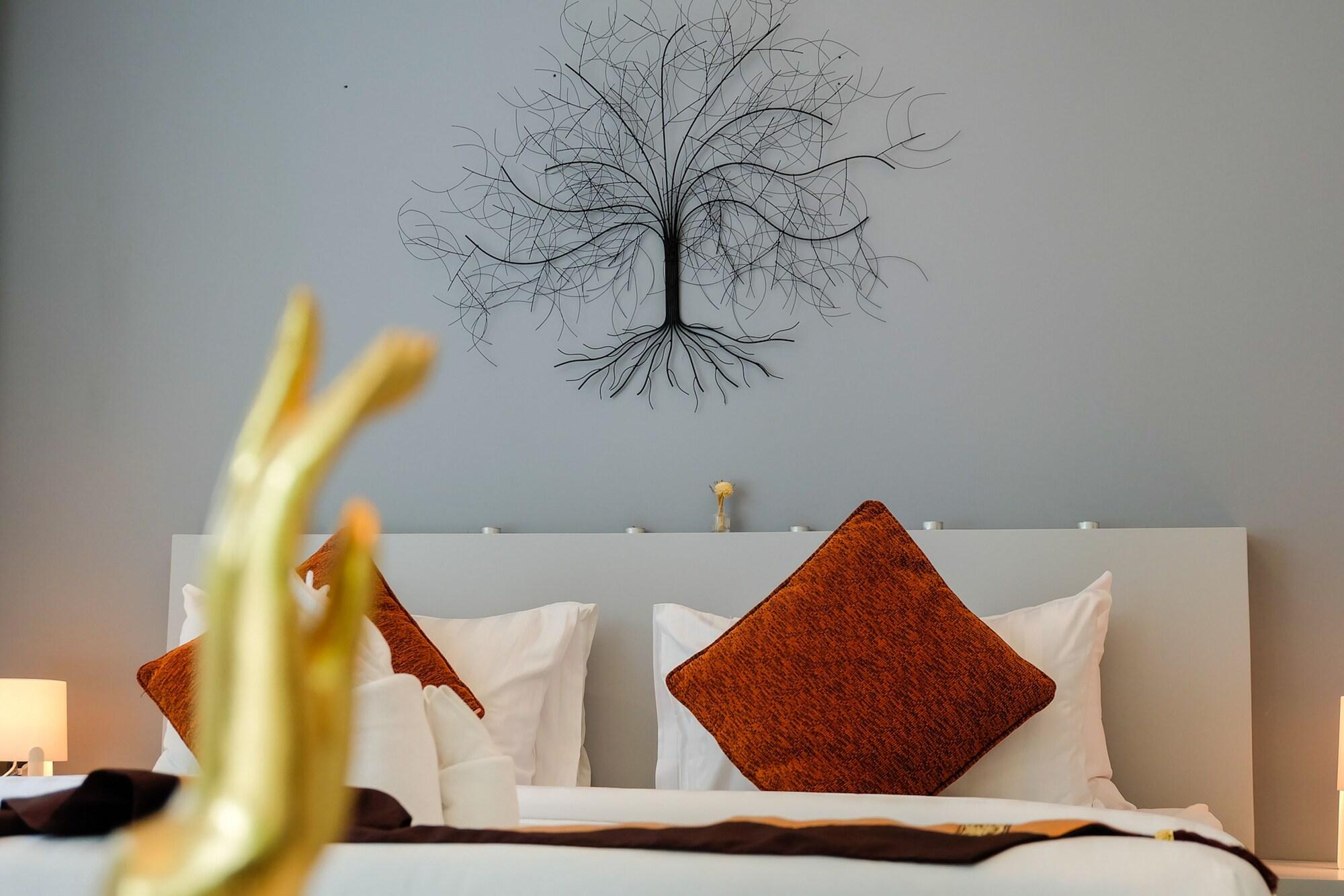 The Trees Club Resort Pantai Kamala Bagian luar foto