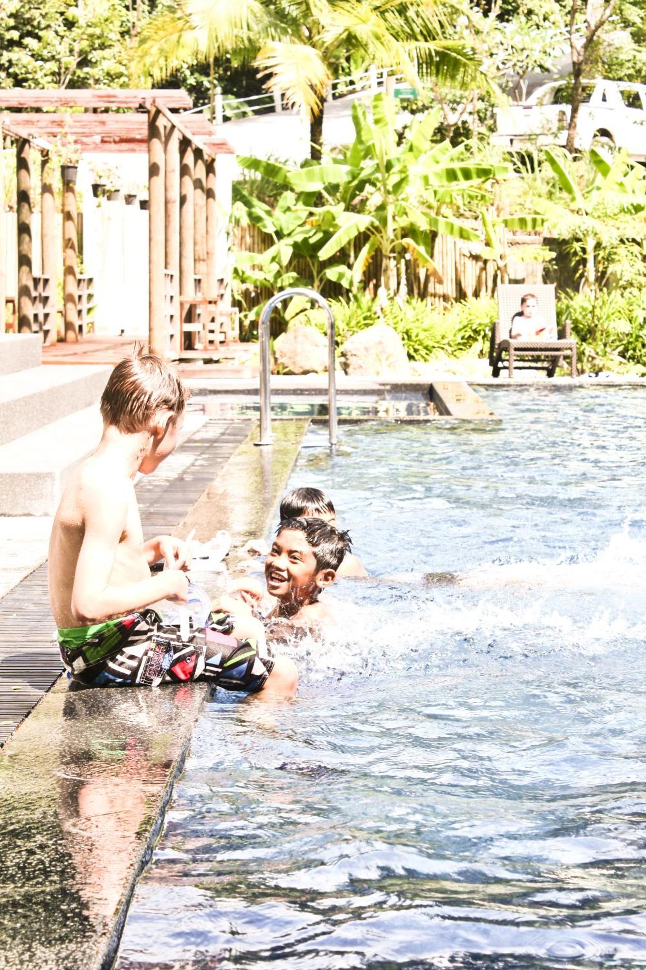 The Trees Club Resort Pantai Kamala Bagian luar foto